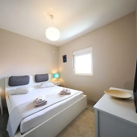 Luxury Rougemarin Apartmán *