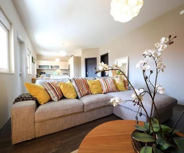 Apartament Luxury Rougemarin
